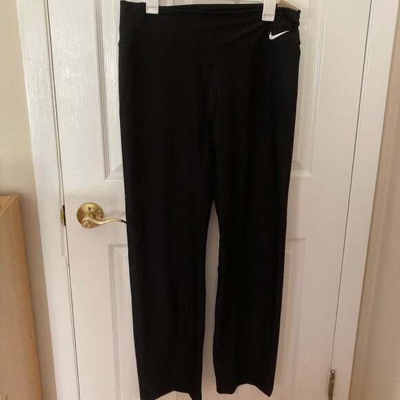 Nike Pants - Nike Black Straight-Leg Performance Pants L/XL)